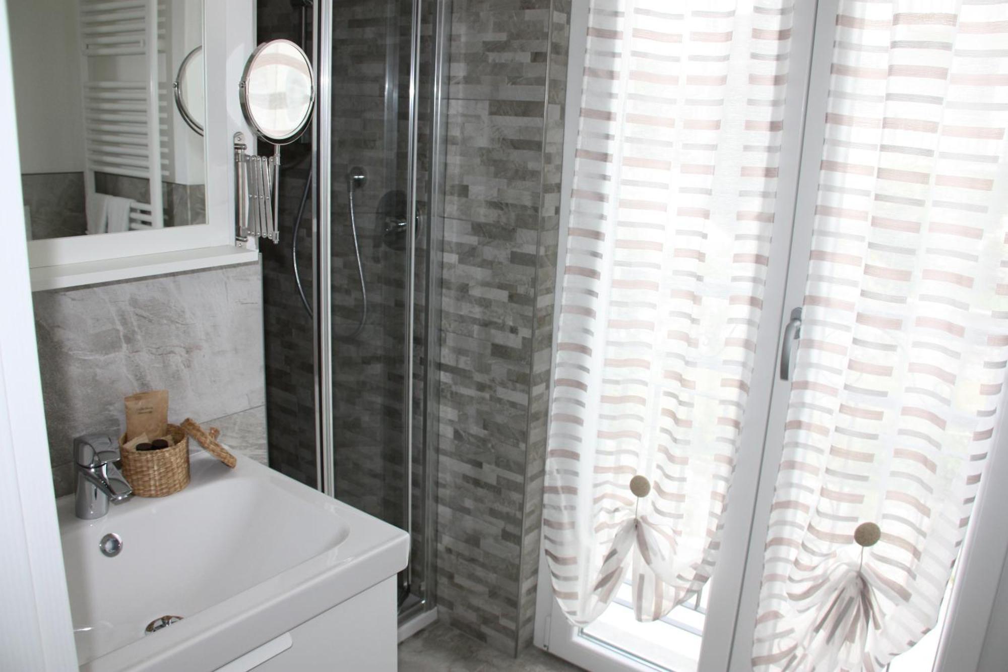 B&B Le Magnolie Faggeto Lario Exterior photo